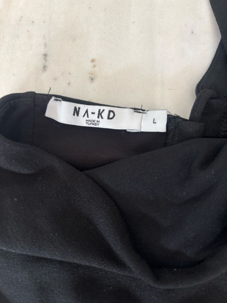 Na-kd Tops: Na-kd Top Grösse L – Gebraucht aus St. Gallen von taina123 1
