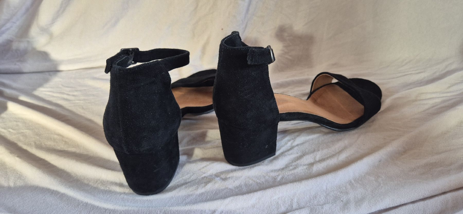 Scarpe da donna: Damenschuhe Sandalen schwarz Gr. 40  – Usato da Biel-Benken BL venduto da Minder123 1