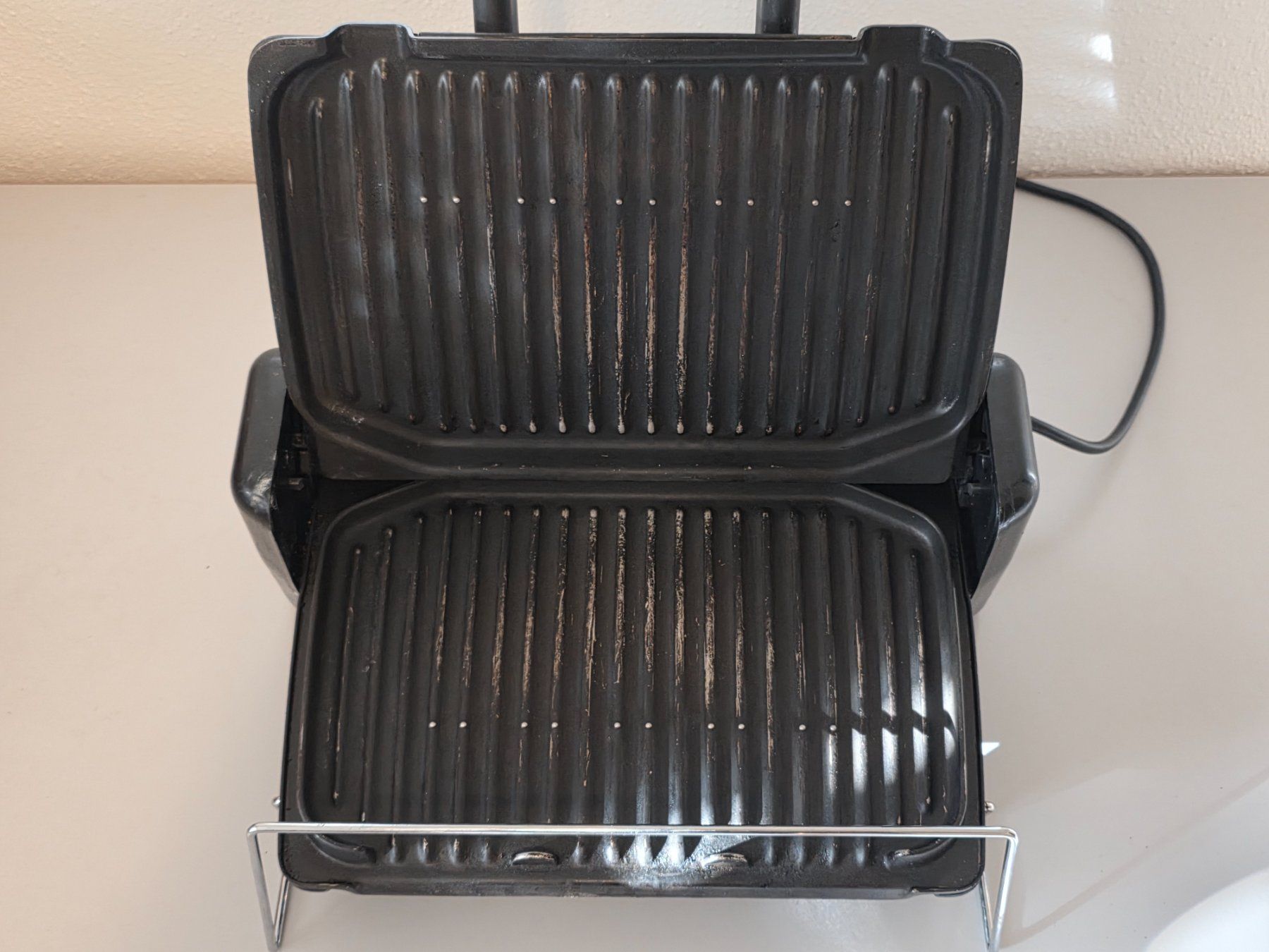 Tefal Elettrodomestici da cucina: Tefal Kontaktgrill mit Platten Grill – Usato da Badäl venduto da RYzeR9980X4D 2