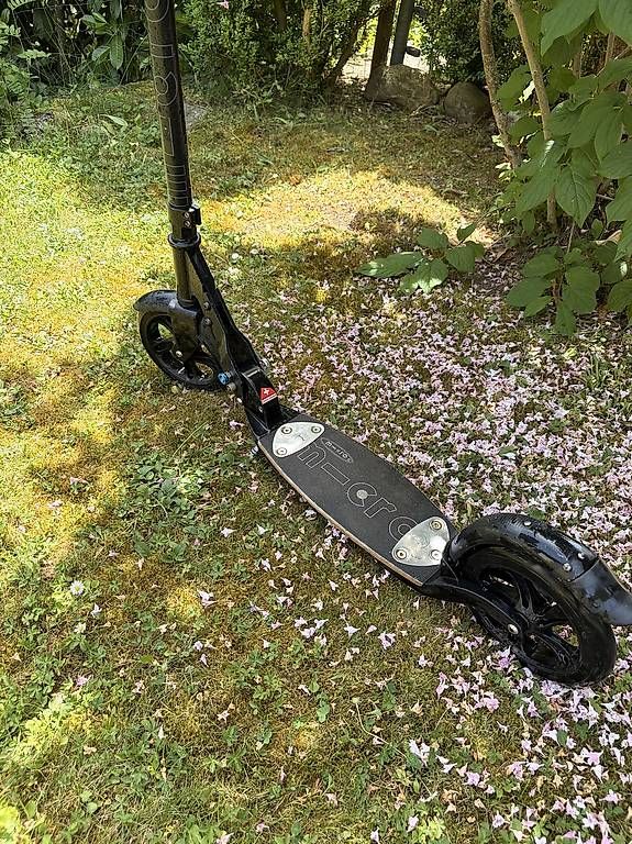 Kickboard: Scooter - Micro Orginal 2x  – Usato da Zumikon venduto da jacobsensvenerik911 2