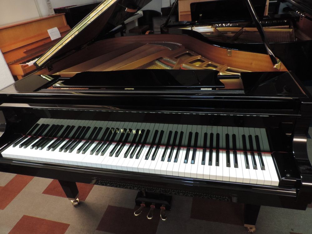 Yamaha GP-1 | Kaufen auf Ricardo