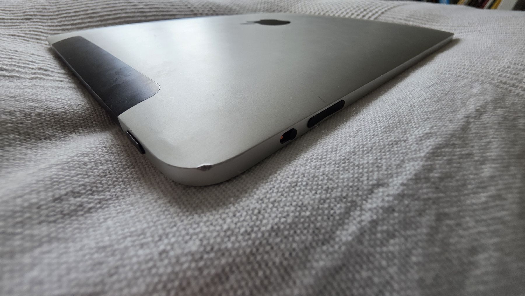 Apple Tablet PC: ipad 2010 1th gen 64 gb  – Usato da Orbe venduto da Orbaus 3