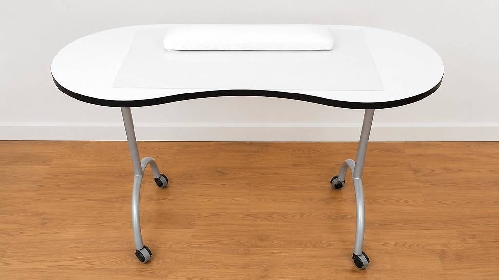 Tavoli: Table de manucure professionnelle pliante avec repose-main – Usato da Geneve venduto da Point-Boutique 1