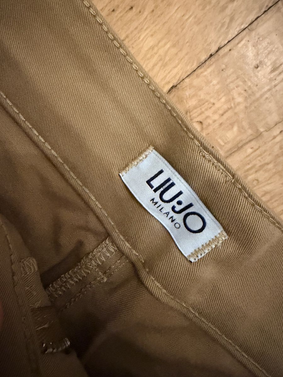 Liu Jo Pantaloni: Chino Hose von Liu Jo – Nuovo (secondo la descrizione) da Zollikerberg venduto da tho_kj7v 1