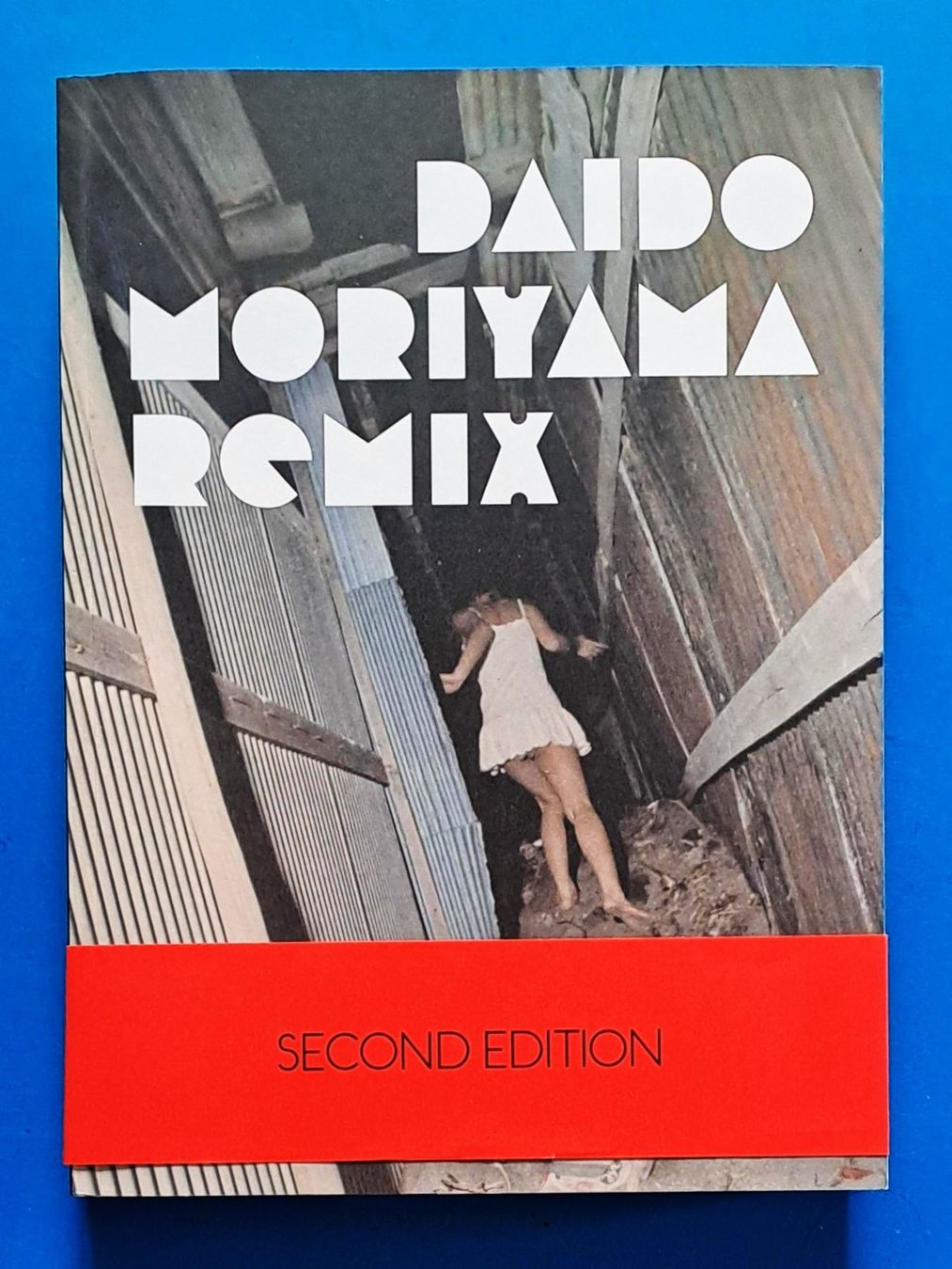 Libri: Daido Moriyama: REMIX (Second Edition London) – Usato da Zürich venduto da archiphil