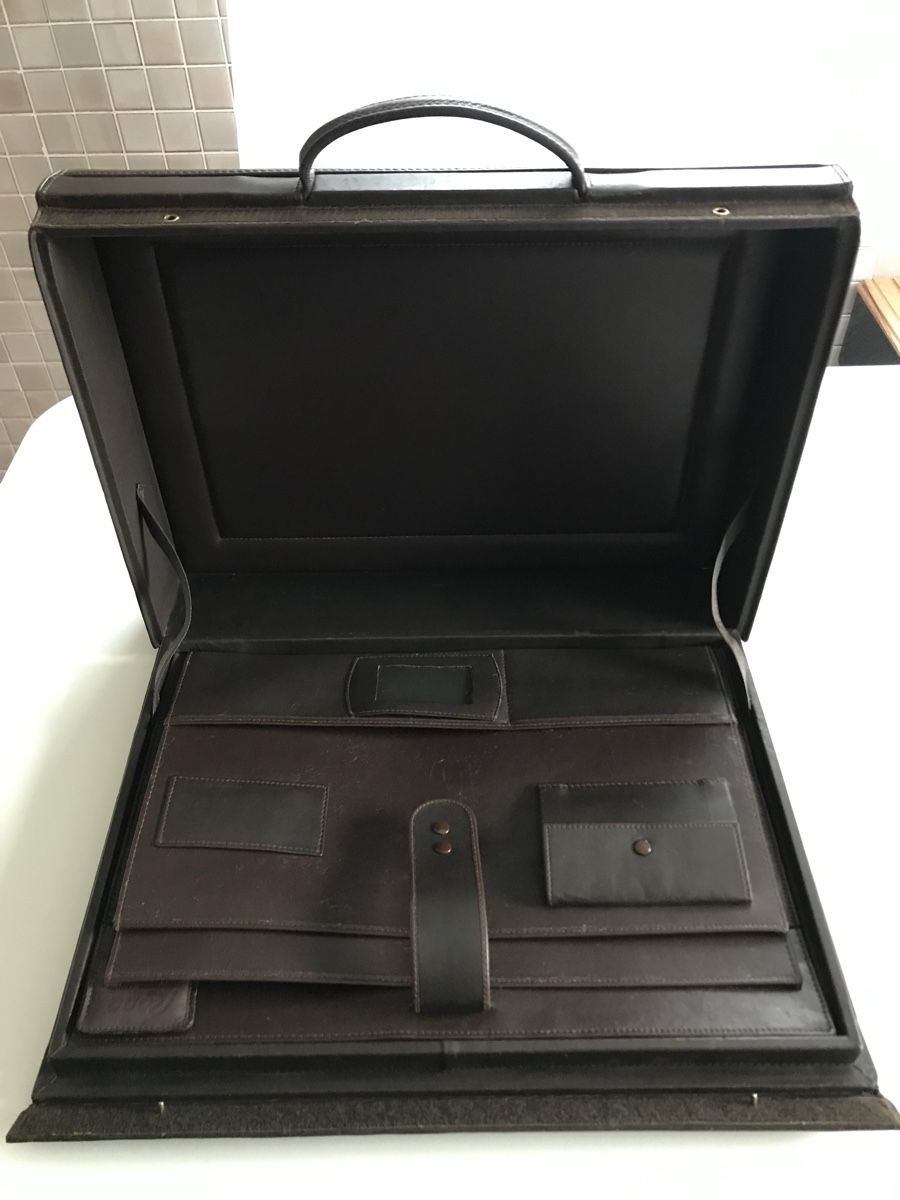 Valigie & Borse: Mallette en cuir brun – Usato da Villeneuve VD venduto da sim_q5hp 3