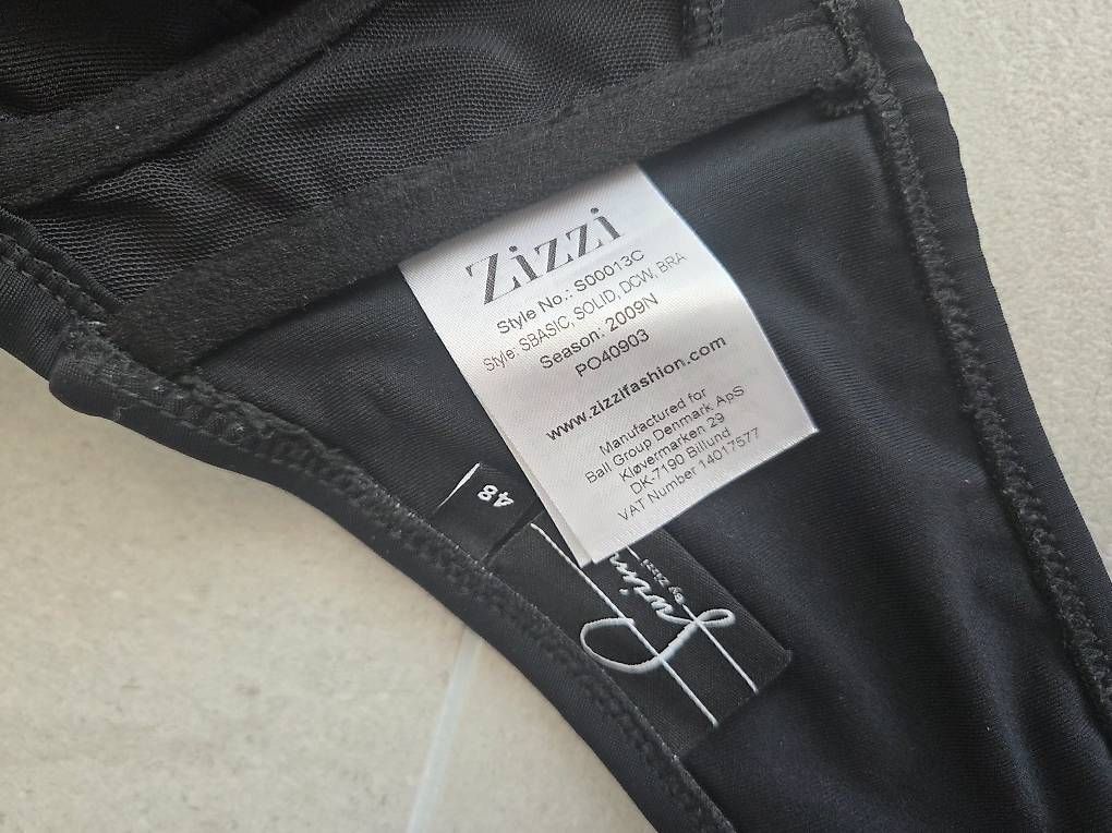 Costumi da bagno & Bikini: Bikini Oberteil Zizzi Gr. 48 – Nuovo (secondo la descrizione) da Wängi venduto da Bibo4. 4