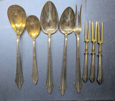 Versilbertes + teilw. vergold. WMF Vorlegebesteck (484 g)