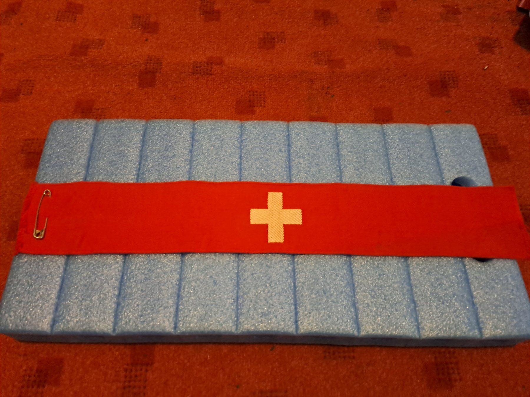 Schweizer Armee Uniformi: Schweizer Militär HD Armbinde ab 1960. Neuwertig – Usato da St.Gallen venduto da Infanteriewerk