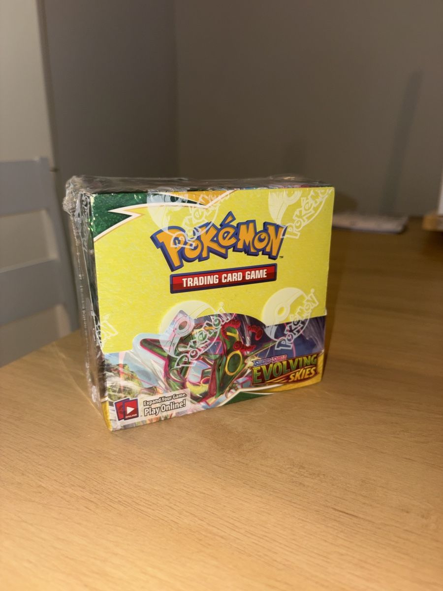 Pokémon Sammelbilder & Trading cards: Evolving Skies Booster Box sealed EN – Neu und originalverpackt aus Basel von mcfly2222