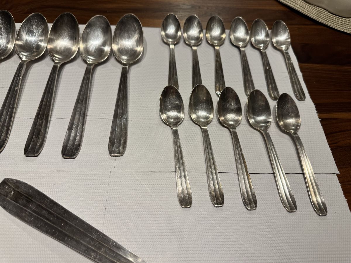 Set di posate: Besteckset 84 versilbert gebraucht 36 Teilig – Usato da Sursee venduto da TeamBully 3