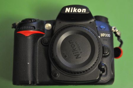 Nikon Body  D7000 mit 30024 Klicks