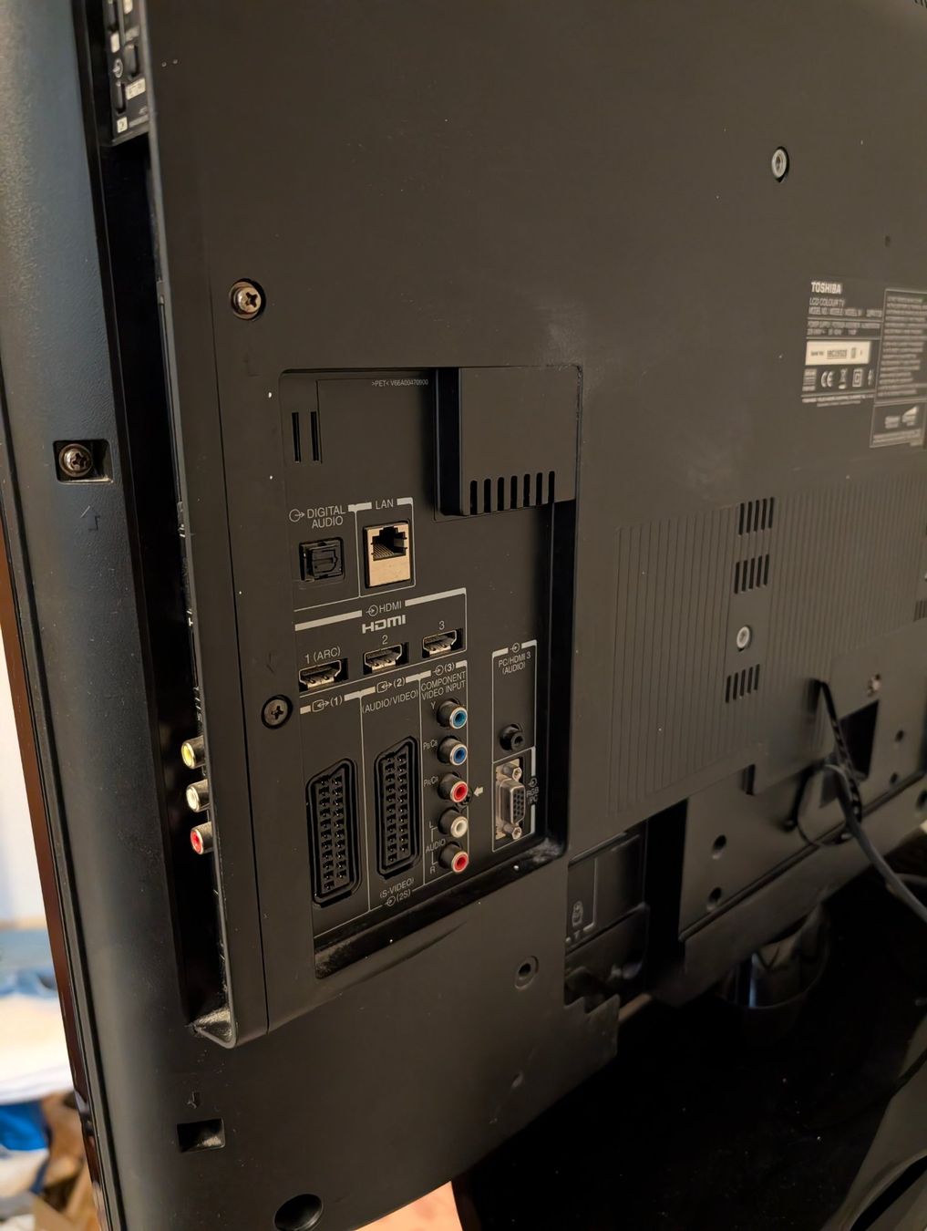 Toshiba Televisori: Téléviseur Toschiba Regza – Usato da Genève venduto da Maria11 2