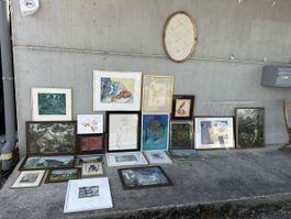 Sammlung von verschiedenen gerahmten Bildern diverse Stile