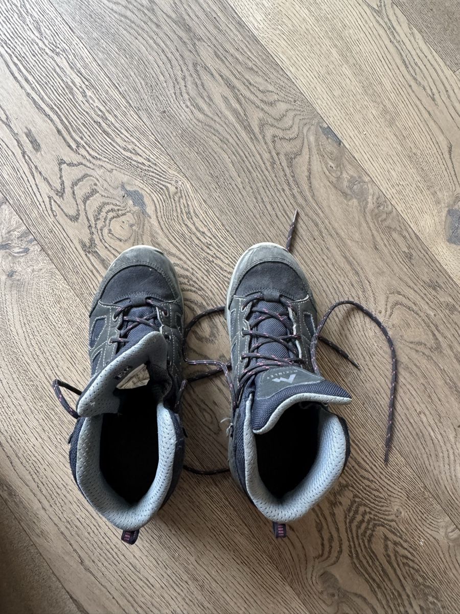 Scarpe da donna: Chaussures de randonnée  – Usato da Chéserex venduto da evo_97yp