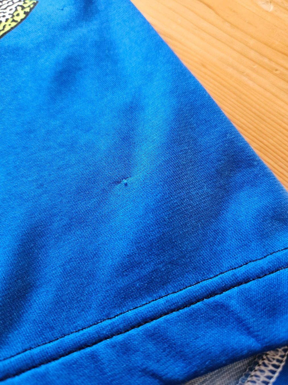 Leibchen & Hosen: Radtrikot Blacky vintage Grösse XL Velo Fahrrad Trikot – Gebraucht aus Hägglingen von United-Village-Trade 9