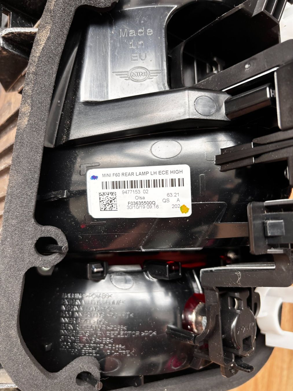 Mini Tutti pezzi di ricambio auto: MINI Countryman F60 Rückleuchte links oder rechts – Usato da Magden venduto da mcpead 5