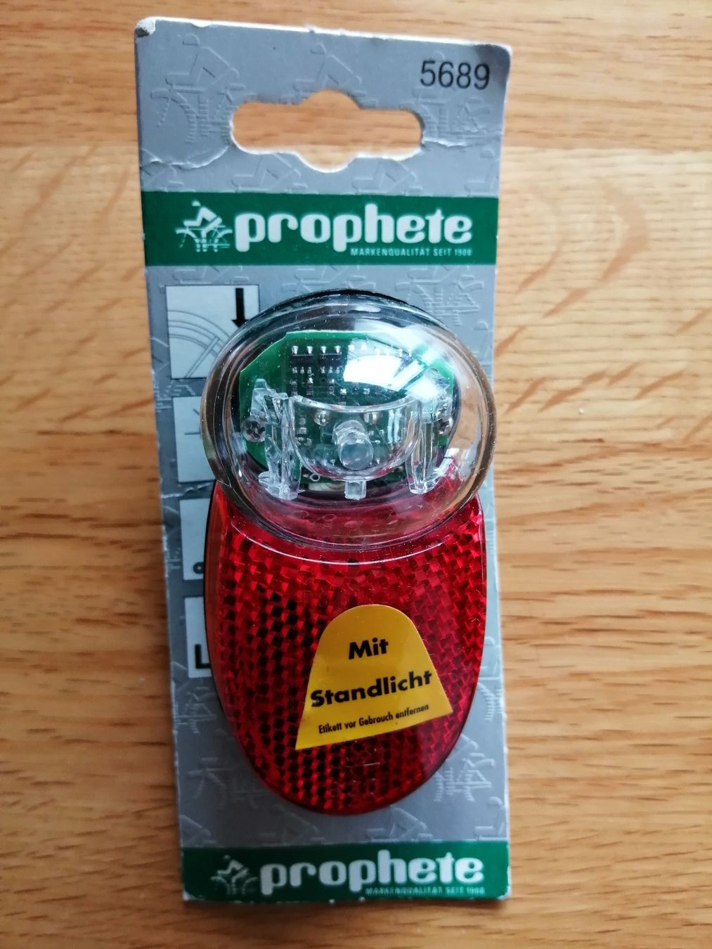 Lampes: LED Rücklicht Prophete mit Standlicht neu – Neuf avec emballage d'origine à Honau par holunder3