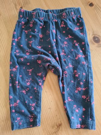 Leggings Gr. 68 mit Blumenmuster