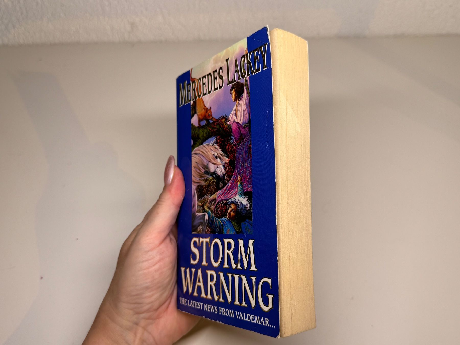 Libri: NOVEL: Mercedes Lackey, Storm Warning – Usato da Grosswangen venduto da English_books 1