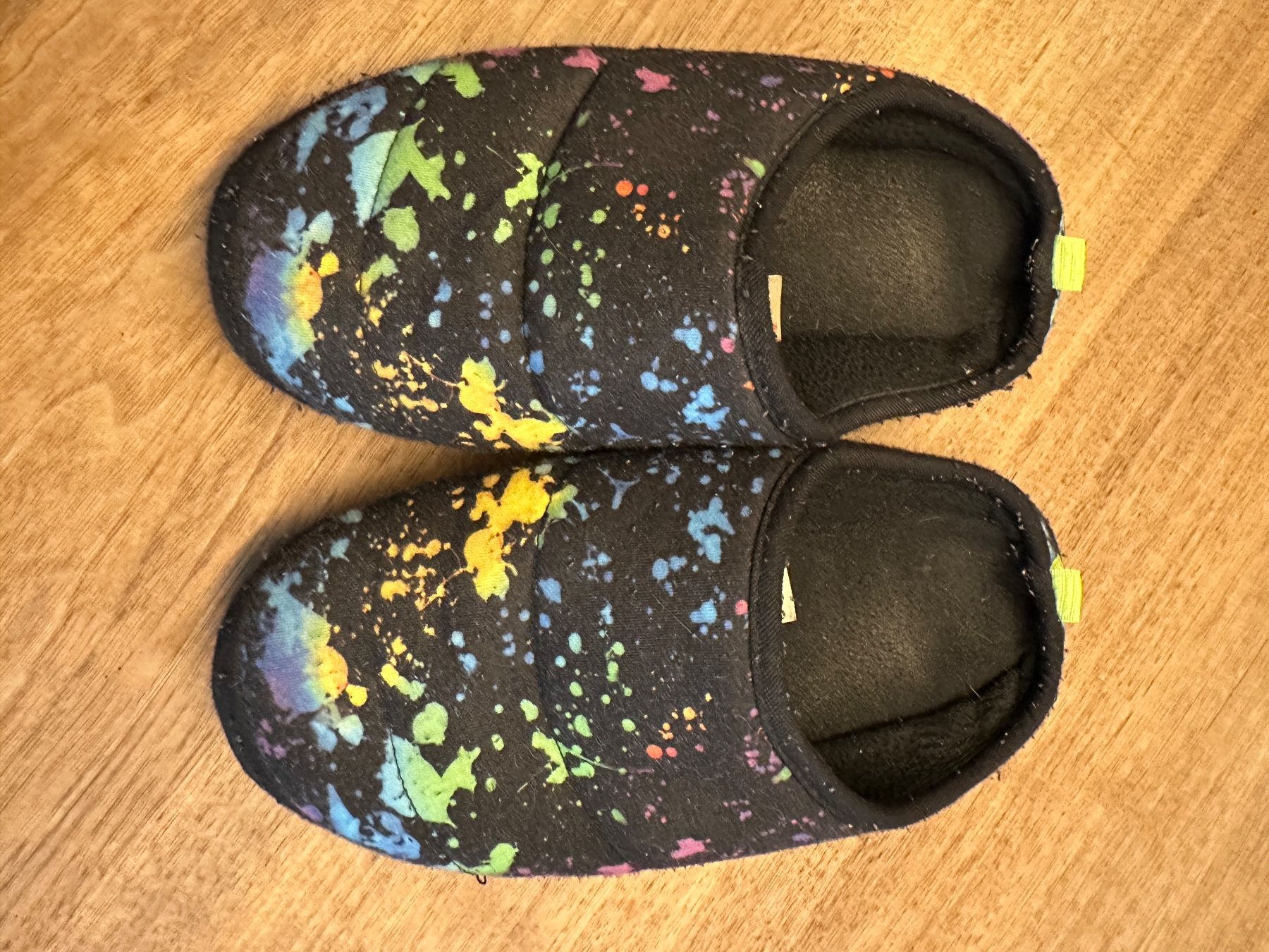 Next Schuhe für Jungen: Hausschuhe / Finken 39 – Gebraucht aus Winterthur von manelio113