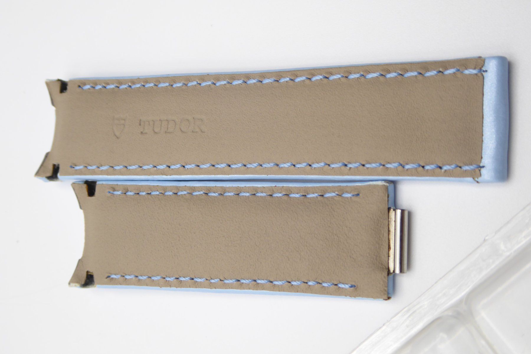 Bracciali & Braccialetti: Tudor Prince date blue leather strap 20mm – Nuovo e nell'imballaggio originale da Geneve venduto da adr_xk6n 4