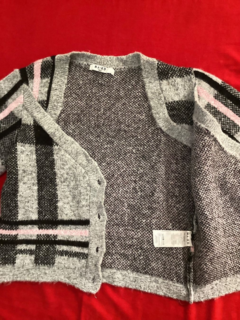 Jacken: Hübsche Strickjacke für die Dame – Neu (gemäss Beschreibung) aus Le Grand-Saconnex von christianbmarx 2