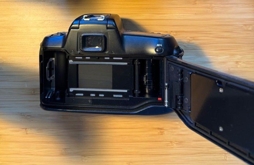 Nikon Appareil photo: Nikon F50 – D'occasion à Zürich par SalernoElia 2