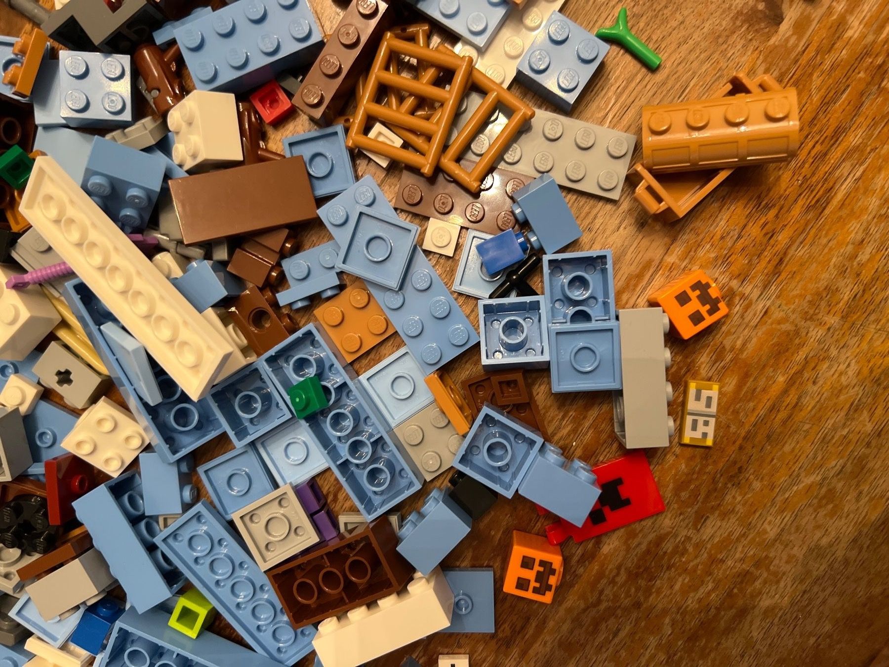 Lego Spielzeuge: Lego Minecraft 21131 – Gebraucht aus Arlesheim von  2