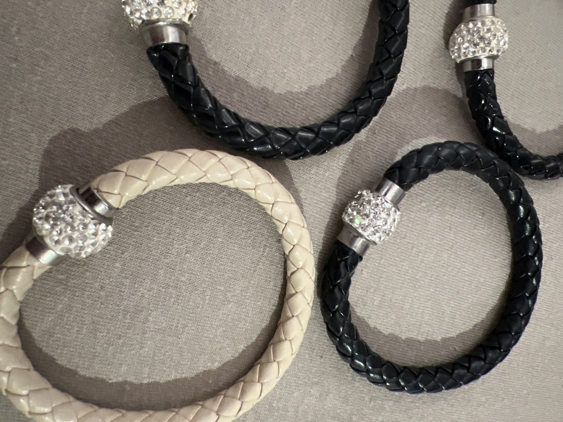 Bracciali & Braccialetti: Set von Armreifen -  4 Teile – Usato da Abtwil SG venduto da ale2002 2