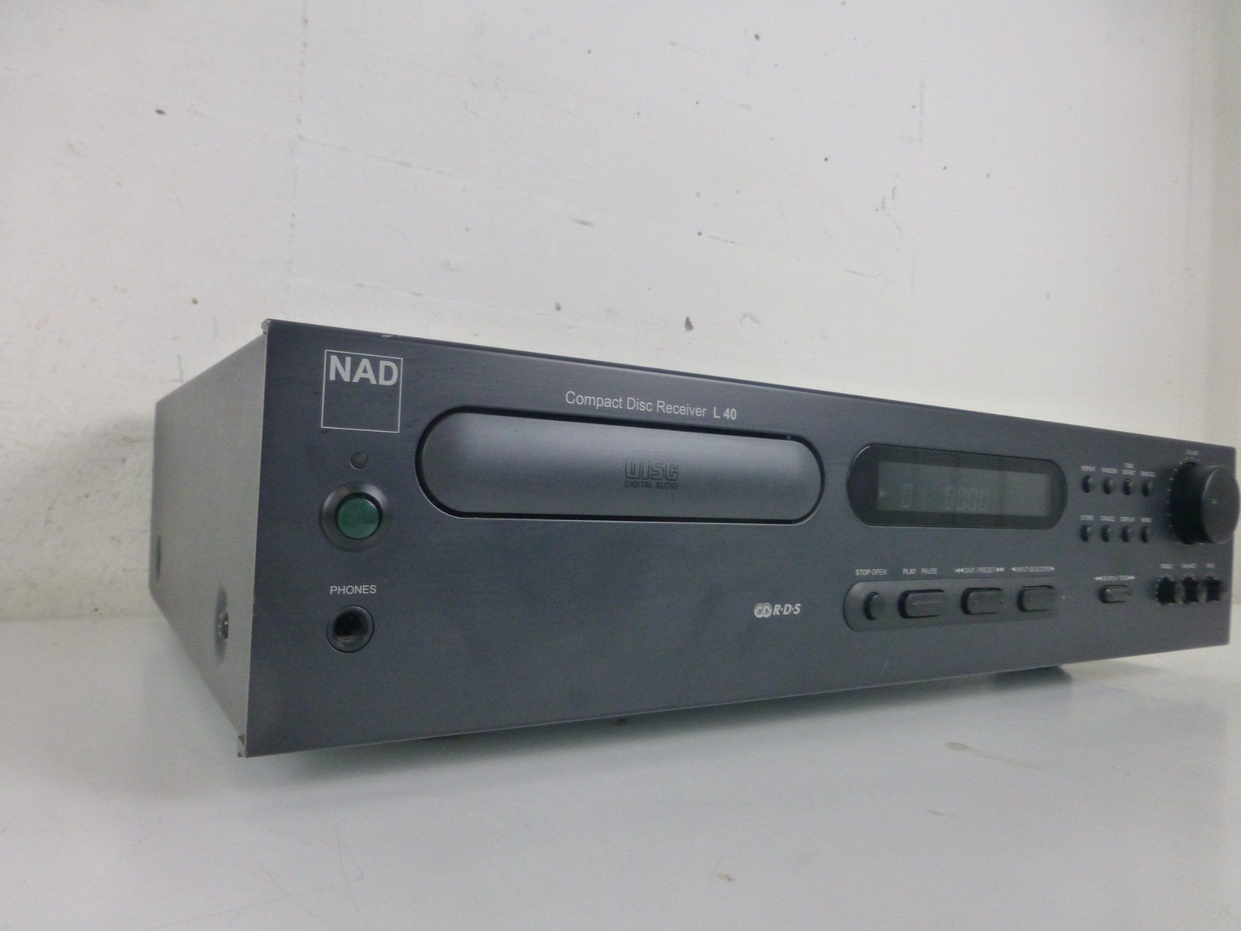 Nad Multimediaplayer & Streamer: NAD Electronics - L40 Compact Disk Receiver RDS - AMP – Gebraucht aus Fahrweid von gruenezahn 2