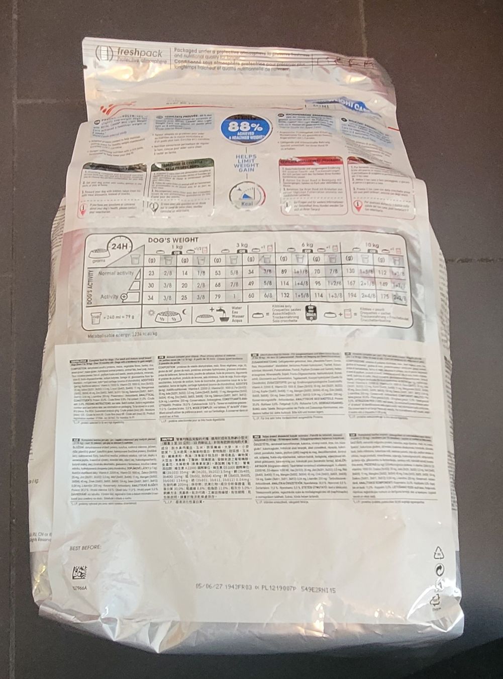 Royal Canin Mangimi: Royal Canin Light Weight Care Mini 3kg – Nuovo e nell'imballaggio originale da Kappel SO venduto da Matschi86 1