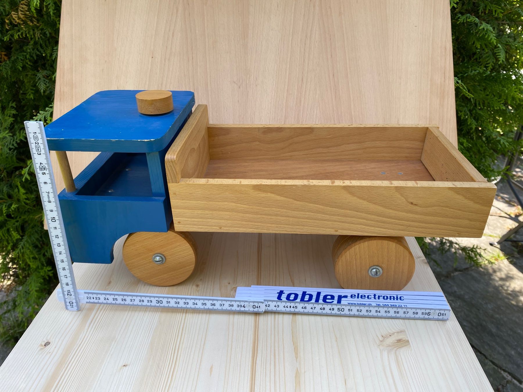 Giocattoli: schöner Holzlastwagen – Usato da Feldbach venduto da Olive1 9