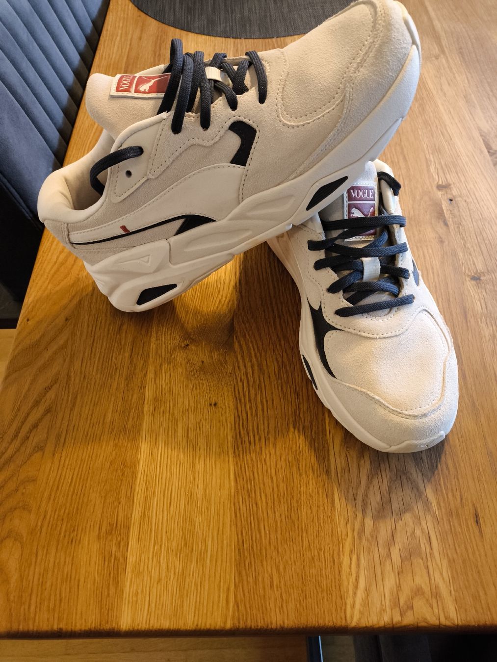 Puma Scarpe da donna: Puma x Vogue Sneakers Grösse 39 – Usato da Gunzgen venduto da blue_mind 3