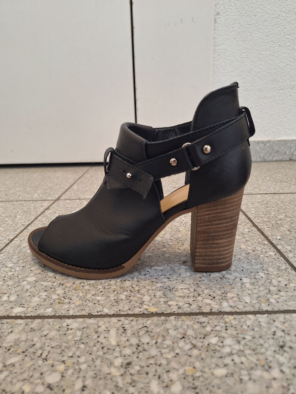 Damenschuhe: Bata Leder Sandale 37 – Gebraucht aus Brugg AG von ahauserd 2