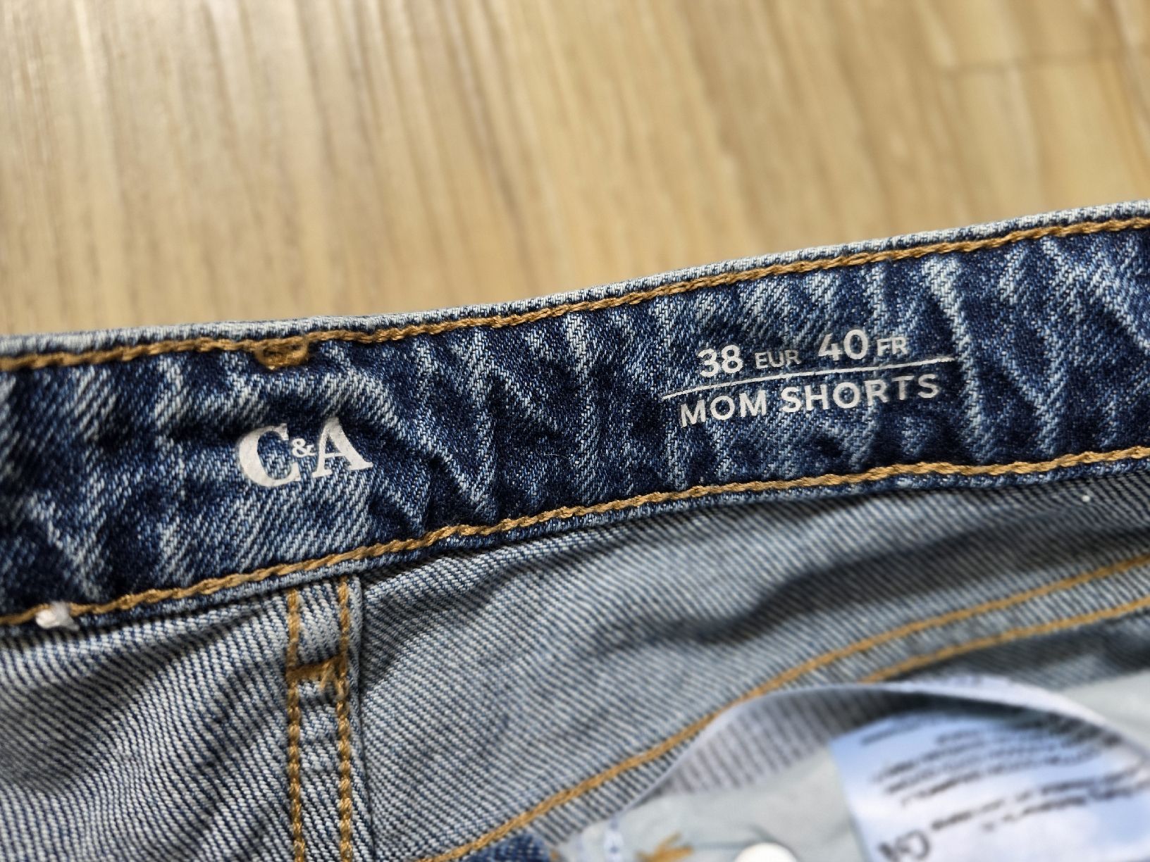 C&A Pantaloni: Jeans Shorts Gr 38 – Usato da Interlaken venduto da NataliiaS 2