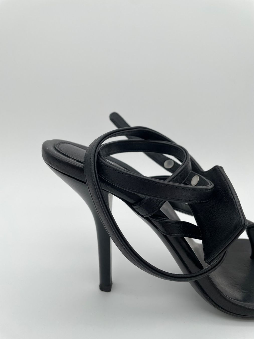Off-White Scarpe da donna: Off-White Allen Sandale mit Absatz EU 39 Schwarz – Usato da Zürich venduto da shoe_shop 6