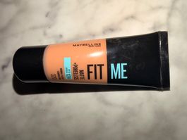 Maybelline Fit Me Foundation 320 - Neuwertig!