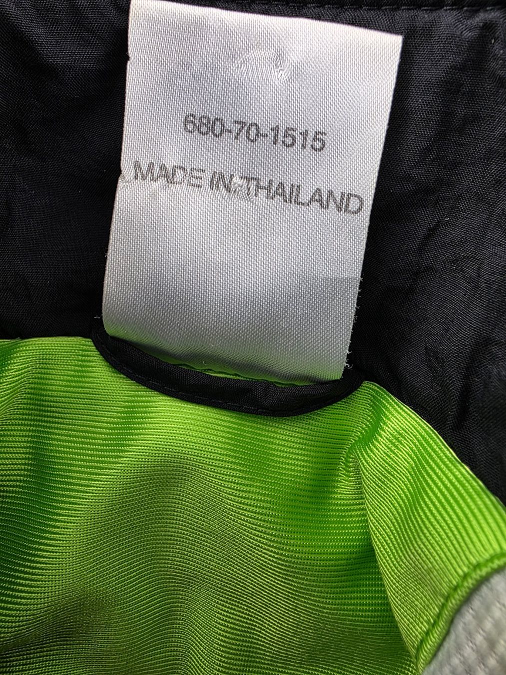 Puma Giacche: SCHWEIZ NATI JACKE VINTAGE 90er – Usato da Lüchingen venduto da Jersey_Time 6