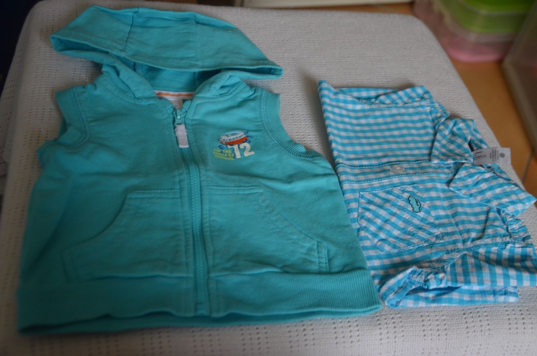 Camicie, Top & T-shirt: TAILLE 62-68 - HEMD + GILET – Usato da Chiasso venduto da Dolly015 1