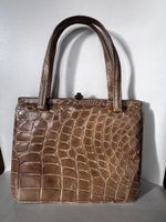 Vintage Leather Handbag - Timeless Style for You!