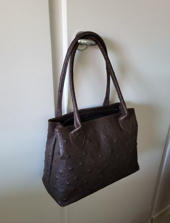 Braune Ledertasche Marc Coby Firenze. H 22 +19cm. B 28cm
