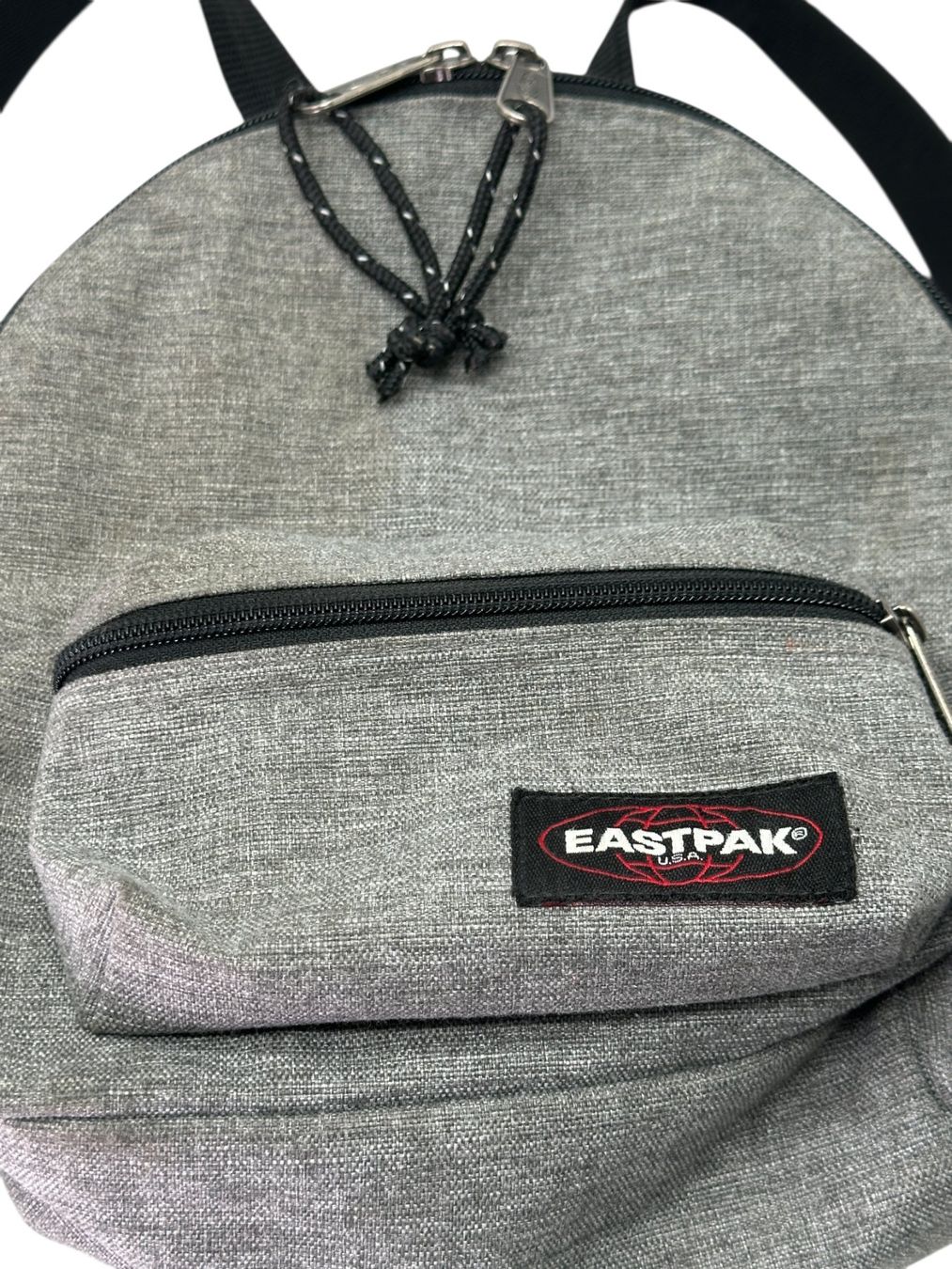 Eastpak Zaini: Eastpak Mini sac à dos gris – Usato da Morges venduto da 1tiquaire 2