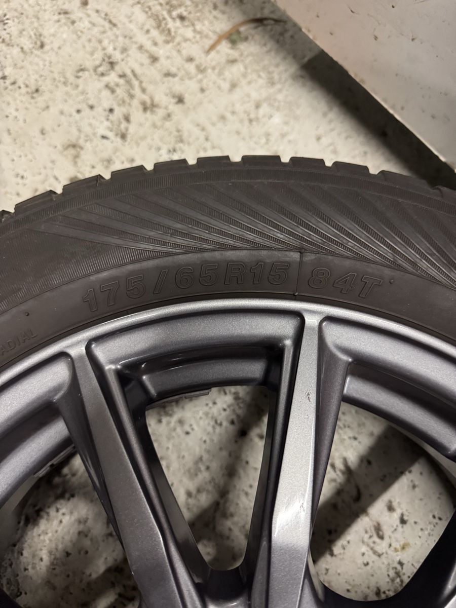 Honda Pneumatici & Ruote complete: Komplettrad Honda Jazz – Usato da Wangen an der aare venduto da Riklivti23 4