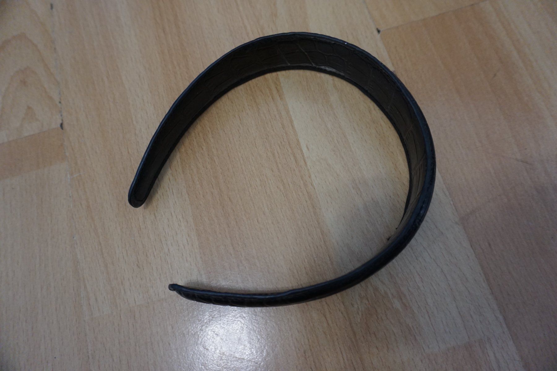 Haarschmuck: Haarreif Kroko-Optik – Gebraucht aus Zürich von einalemjena