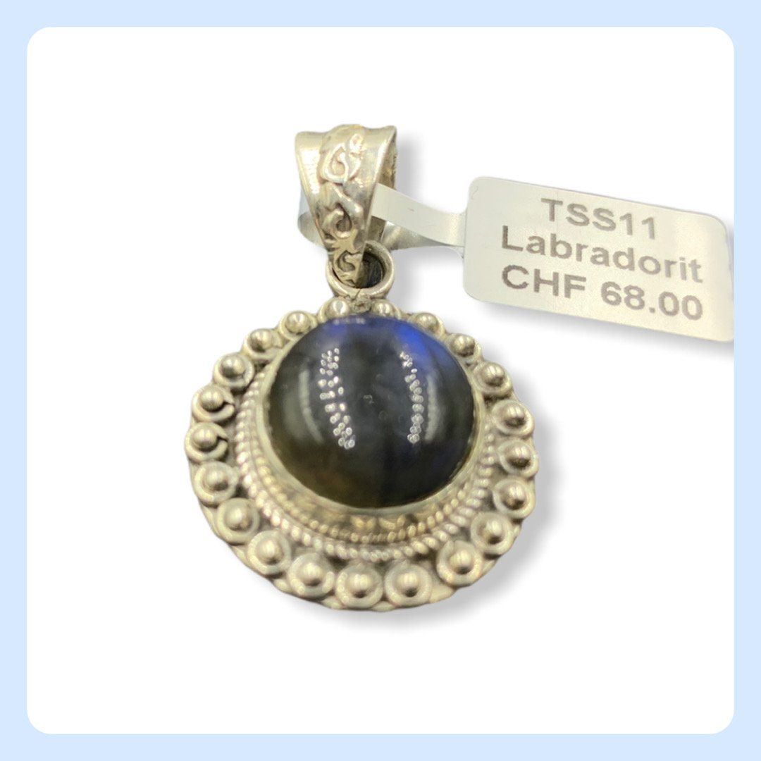 Pendentifs: Blauer Labradorit Anhänger - Kette – Neuf avec emballage d'origine à Zürich par Mevas_Silber