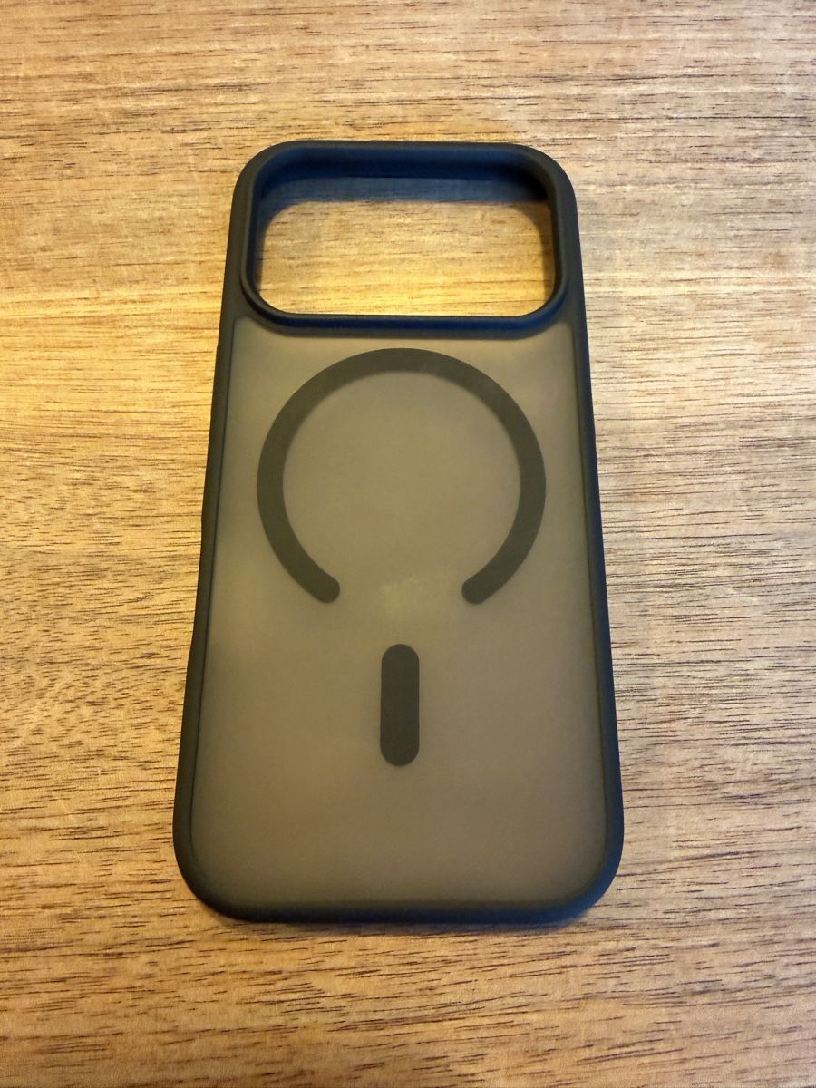 Apple Cover & Protezioni schermo: iPhone 17 Pro Hülle, Schwarz, Neuwertig – Nuovo (secondo la descrizione) da Wolfhausen venduto da HelloSun03 3