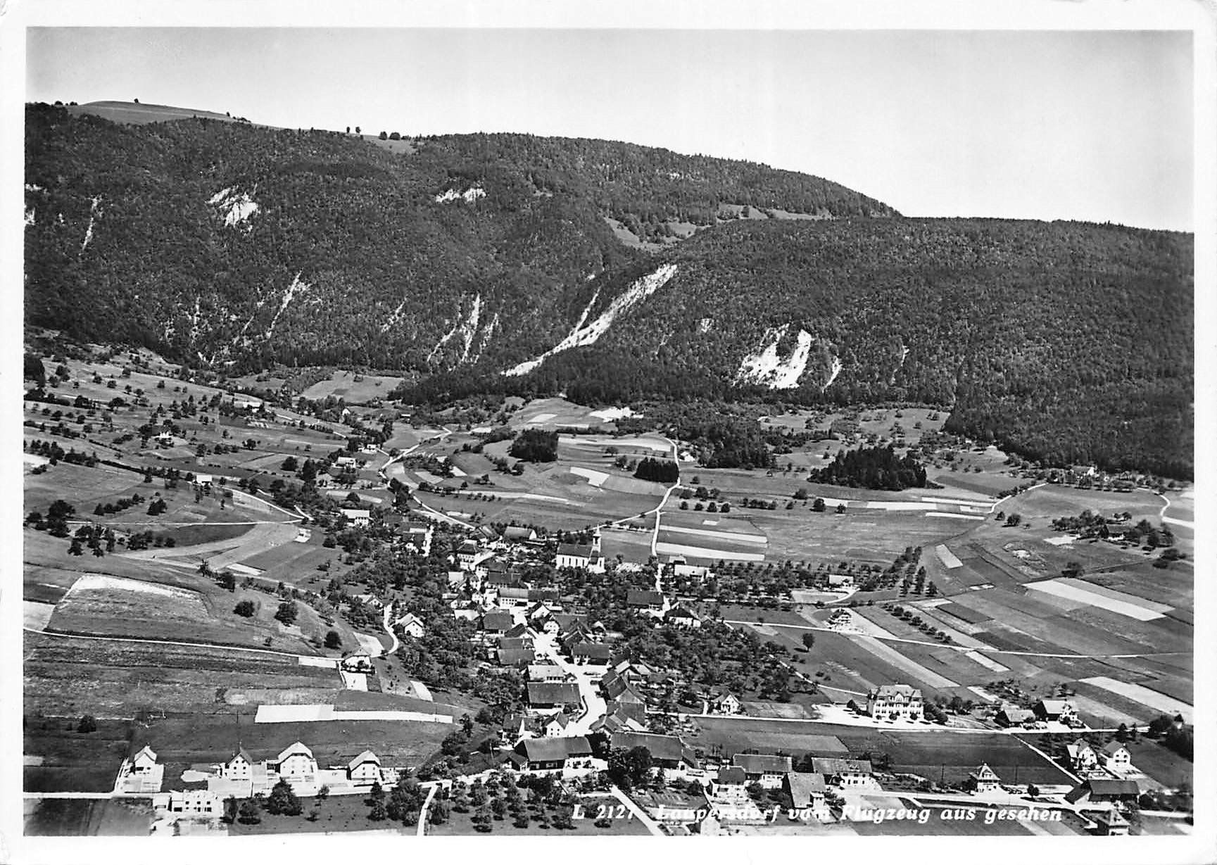 Cartoline postali: Laupersdorf SO Flugaufnahme Nr.2127-l  ,   1939 – Usato da Solothurn venduto da Bepposol
