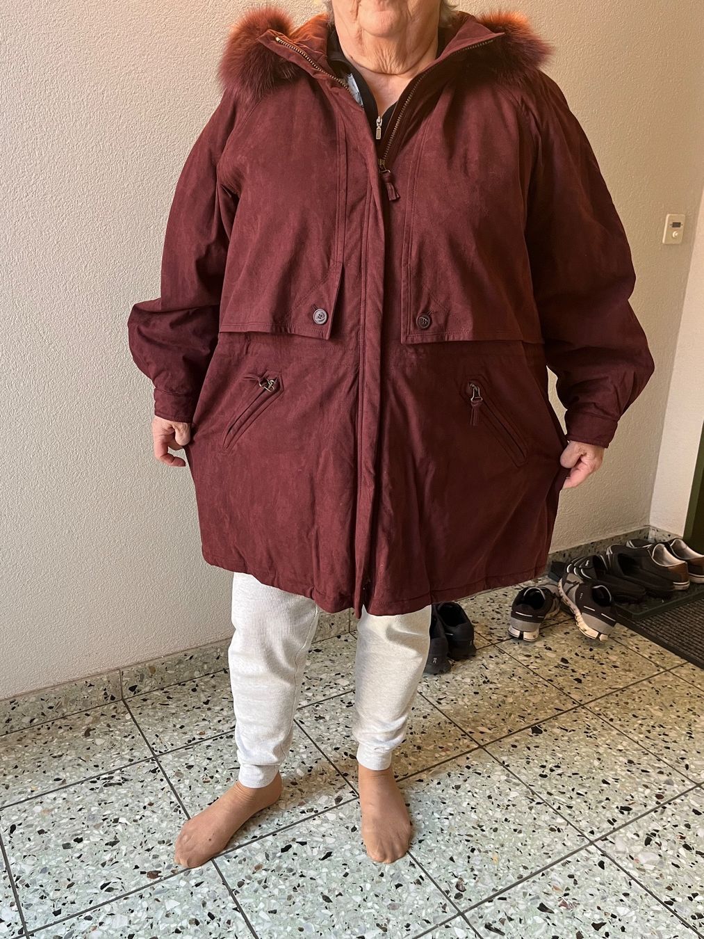 Giacche: Ungetragene Alcantara Damen Jacke – Nuovo (secondo la descrizione) da Weiningen ZH venduto da and_6tm5