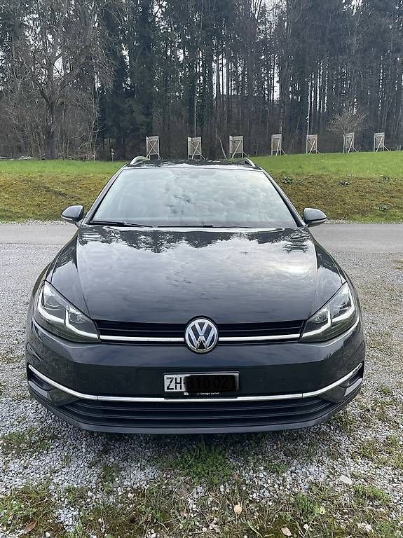 Automobili: VW Golf VII Kombi, Jg. 2017 – Usato da Zürich venduto da Sibil 1